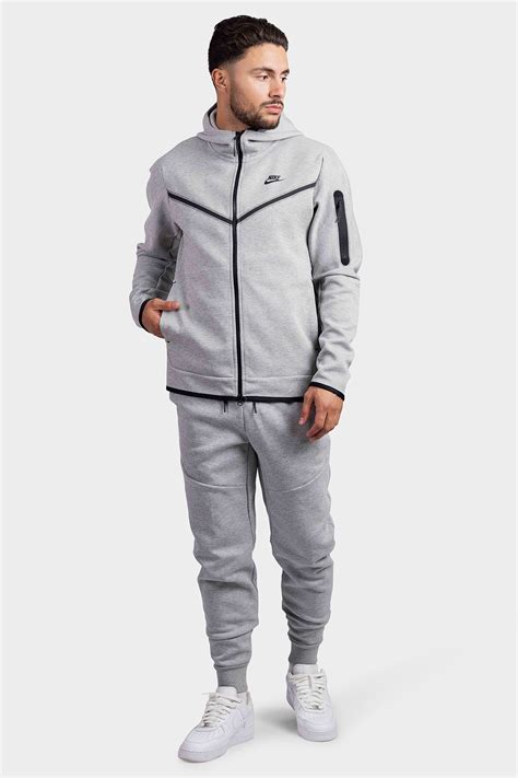 nike trainingspak maat s heren|grijze trainingspak.